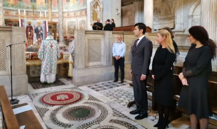 Петков присъства на божествена света литургия в базиликата “Сан Клементе“ в Рим