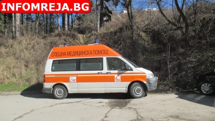 С опасност за живота е 57-годишен мъж от Скравена
