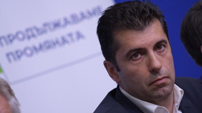 Посещението на Петков в Азербайджан се отлага