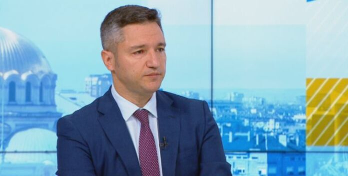 Вигенин: Общото между сговора ДПС, ГЕРБ и "Възраждане" са неповърхностни интереси