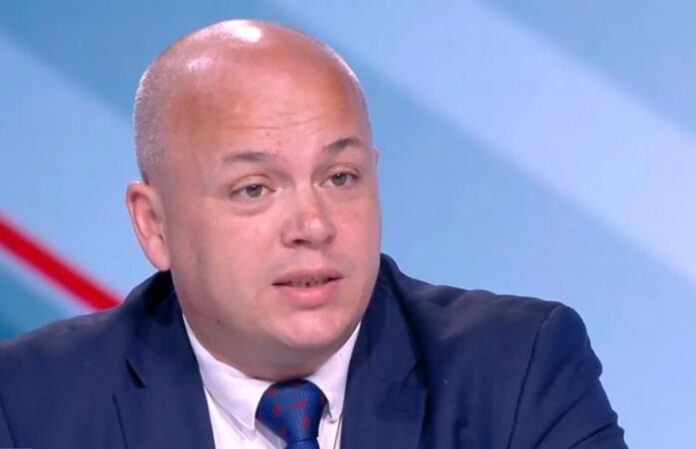 Симов: Партията на Слави се присъедини в една коалиция с ГЕРБ, ДПС и „Възраждане“