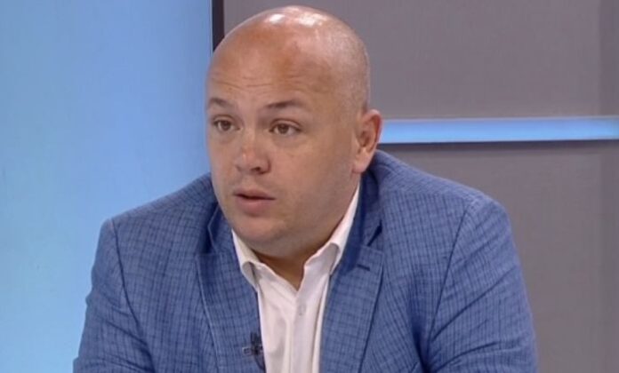 Симов: Чрез нашите предложения българите ще разполагат с повече средства в кризата