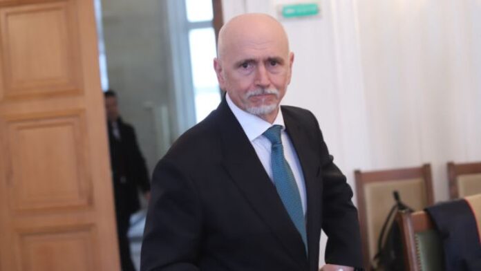 Събев: Писмата, които се разпространяват от„превозвачите“, са пълни с неверни твърдения