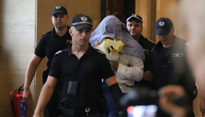 Виктор Спига остава окончателно в ареста