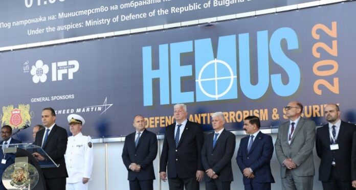 Министър Заков: Модернизацията във въоръжението е без алтернатива