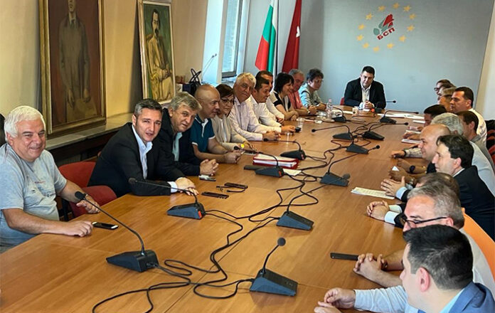 Корнелия Нинова: БСП застава единна пред предизвикателствата на управлението