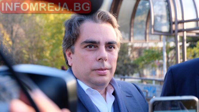 Асен Василев поряза ниско ДДС за биричката и виното за лятната почивка