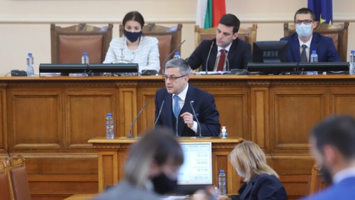 ГЕРБ готови да управляват още веднъж без комсомолски плам