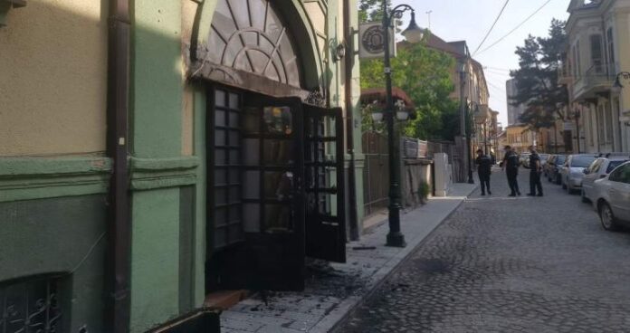 Джамбазки за опожаряването на КЦ „Иван Михайлов“ в Битоля: Чудовищна гавра!