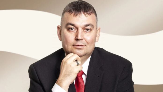 Таксиметров шофьор заема депутатското място на Елена Гунчева