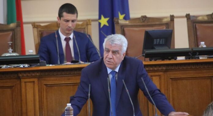 Румен Гечев: Няма основание за вот на недоверие по фискални причини