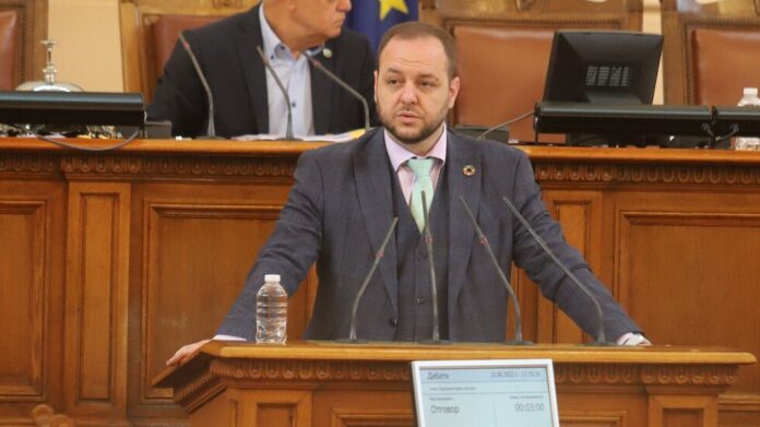 Сандов: Поне 2 пъти сме обсъждали в МС броя на руските дипломати и действията им
