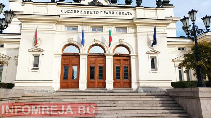 Демонстрации се очакват преди дебатите и гласуването на вота на недоверие