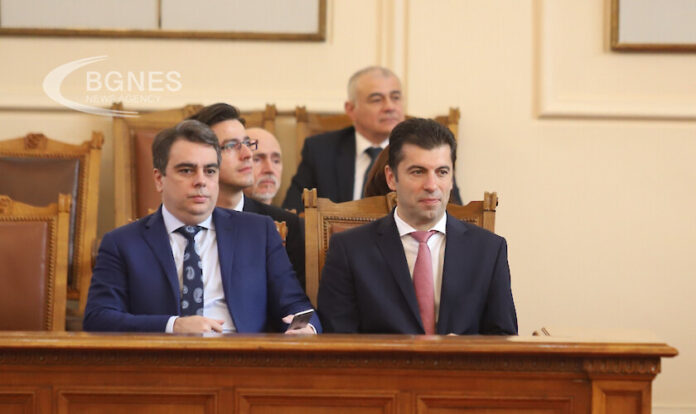 Петков: Ето това е задкулисието, срещу което се борим