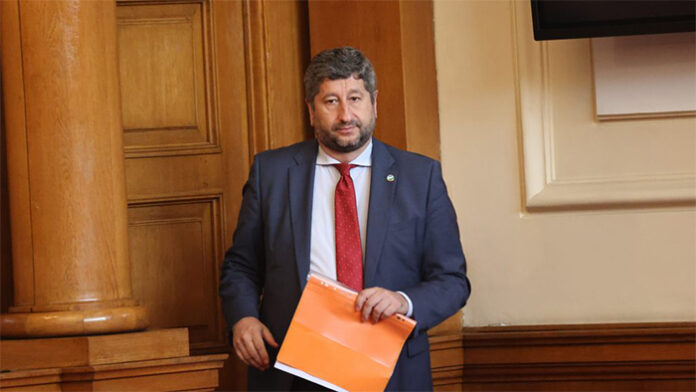 Христо Иванов: ДПС и ГЕРБ нямат място в кабинет