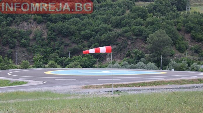 Хеликоптерната площадка между Е-79 и тунел "Железница" вече е готова