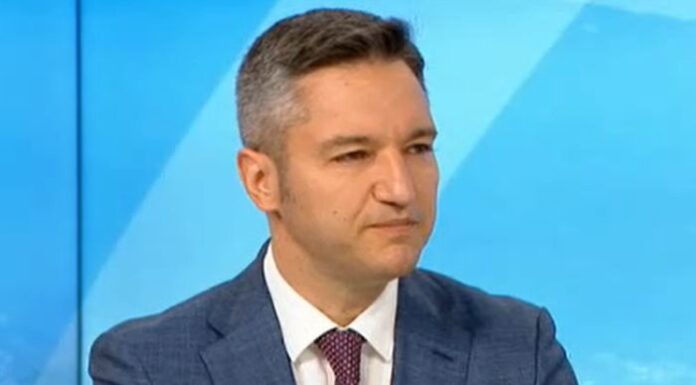 Вигенин: Най-лесно е да се отиде на избори, но това не е отговорният подход