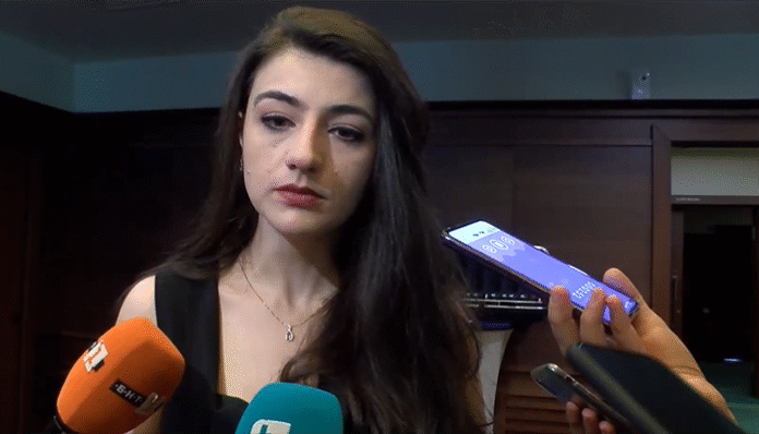 Бориславова: Ако Рашков не оглави КПКОНПИ, няма да участваме в правителството