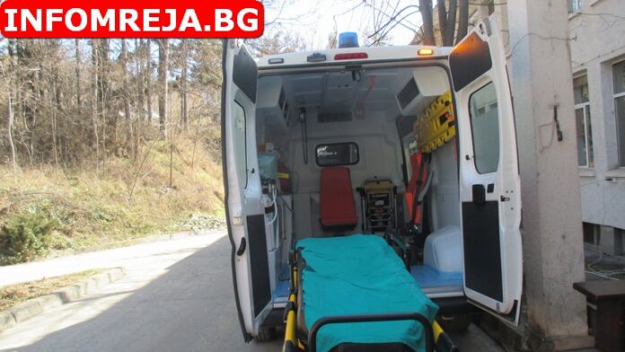 Тригодишно дете падна от третия етаж на къща в Чепеларе