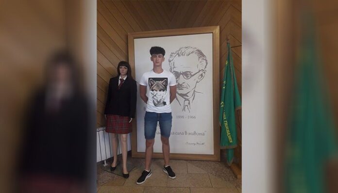 Деветокласникът Александър Заемджиков от НПГ - Гоце Делчев, спечели първо място в Национален конкурс