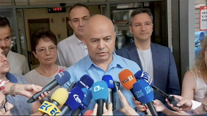 БСП задържа мандата до петък