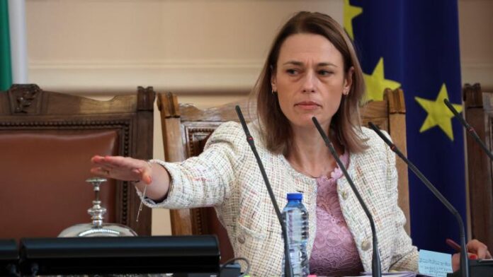Митева: Все още вярвам в новия кабинет