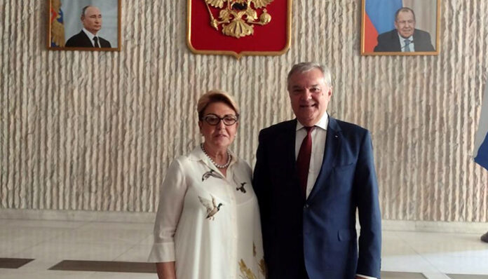 Румен Петков се срещна с Елеонора Митрофанова