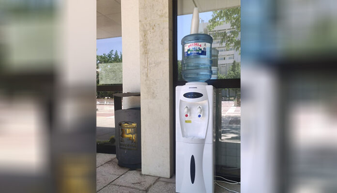Стартира кампания за осигуряване на минерална вода през горещите дни в Благоевград