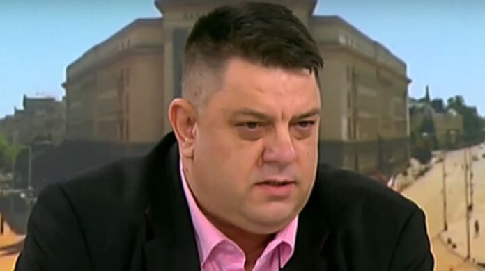 Зафиров: Нулевата ставка на цената на хляба доведе до намаляване с 20% на цената в търговските вериги