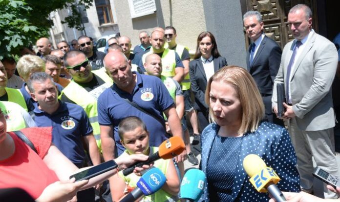 Йорданова: Увеличението на заплатите в ГДО и ГДИН може да стане факт още от 1 юли