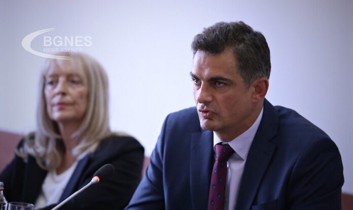 КЕВР: Решенията за цените на тока, топлоенергията и газа са валидни