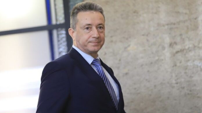Увеличават се неподготвените депутати, които даже не разбират какво гласуват