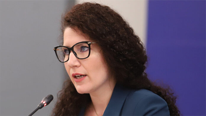 Калина Константинова: При нашето управление мафията се страхуваше от държавата