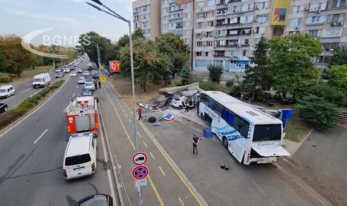 Има задържани за катастрофата в Бургас