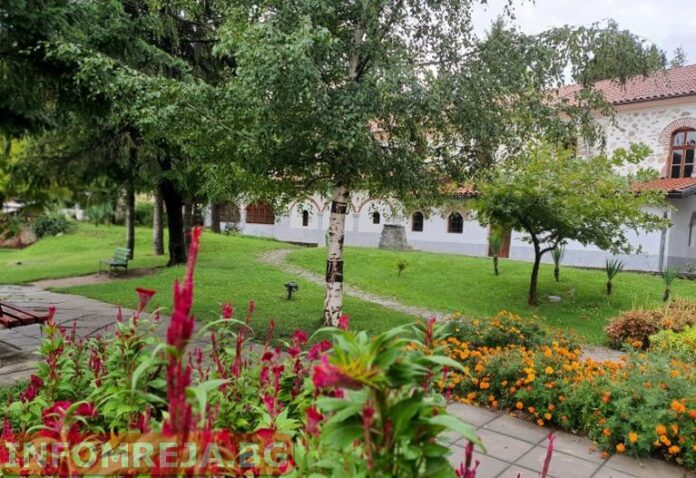 Слънчева неделя