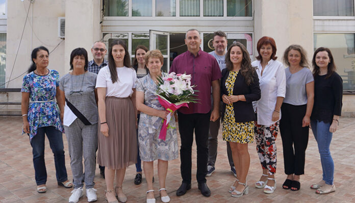 Пенсионира се дългогодишния служител в Община Разлог Ирина Рачева
