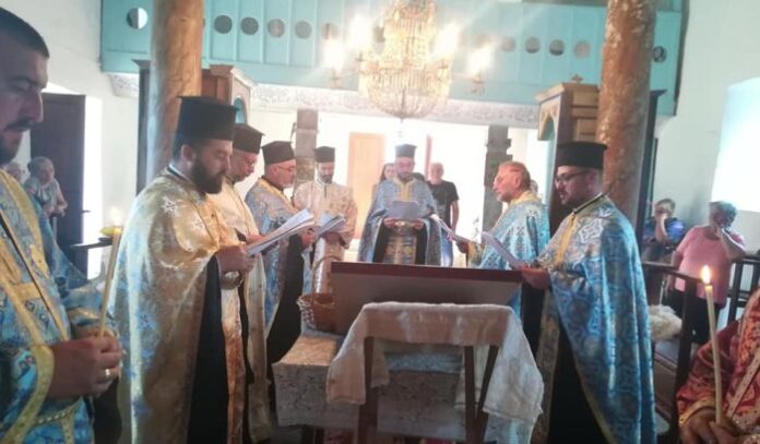 Архиерейска вечерня преди празника Успение Богородично в Кюстендил