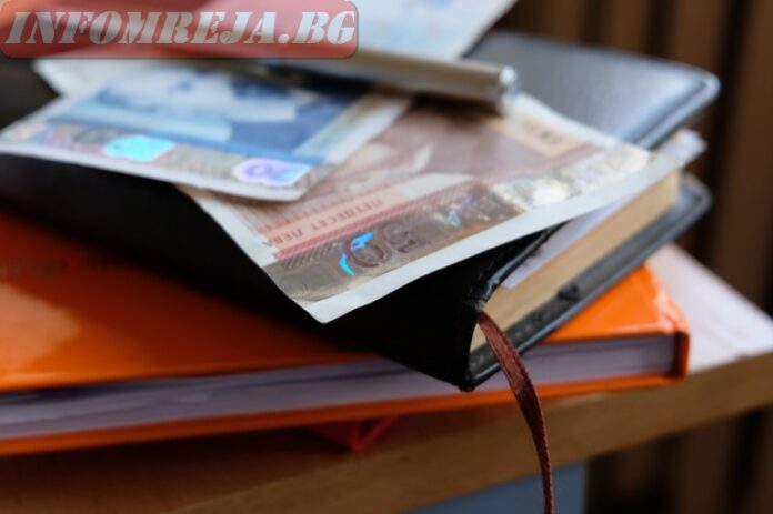 961 млн. лв. повече за образование и наука през 2022