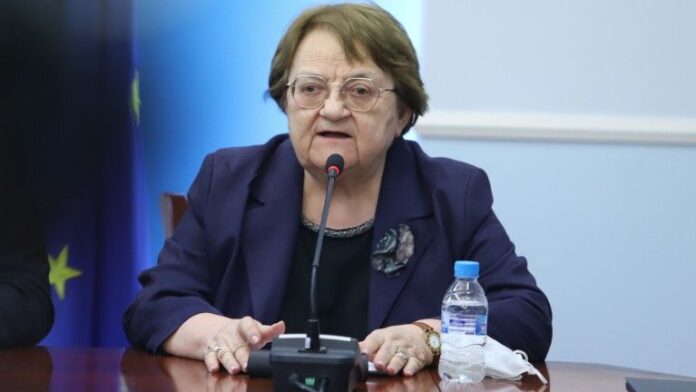 Проф. Аргирова: Очаква се да има малки взривове на коронавирус само на локални места