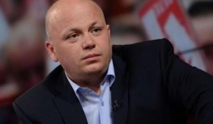 Александър Симов: Морален гаф е да забраниш на русофилите да почетат Шипченската епопея