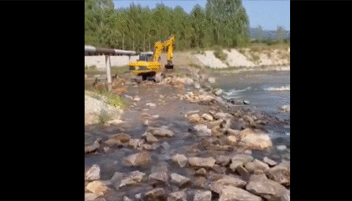 Укрепиха устоите на временния водопровод за Балдево и още 5 села