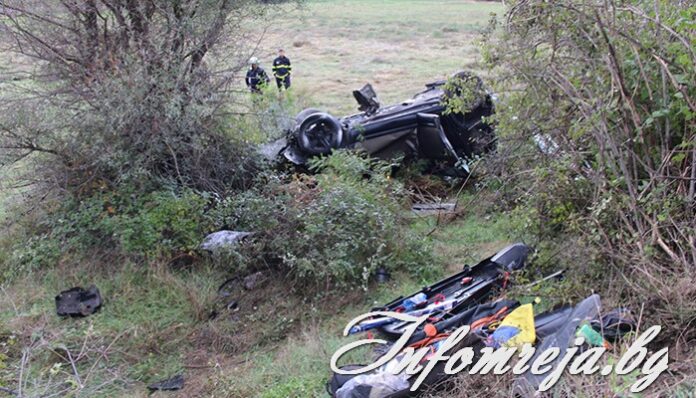 Джип се преобърна на Е-79 при Брежани, трима са пострадали