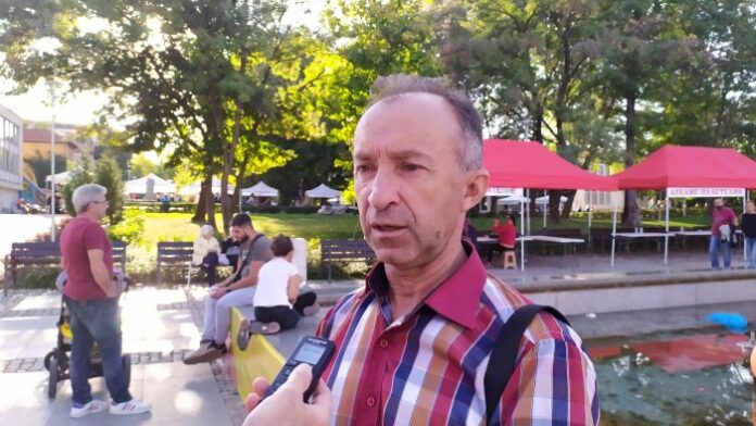 Доц. д-р Димитър Сотиров: Изкупуват ябълките в Кюстендилско на символични цени