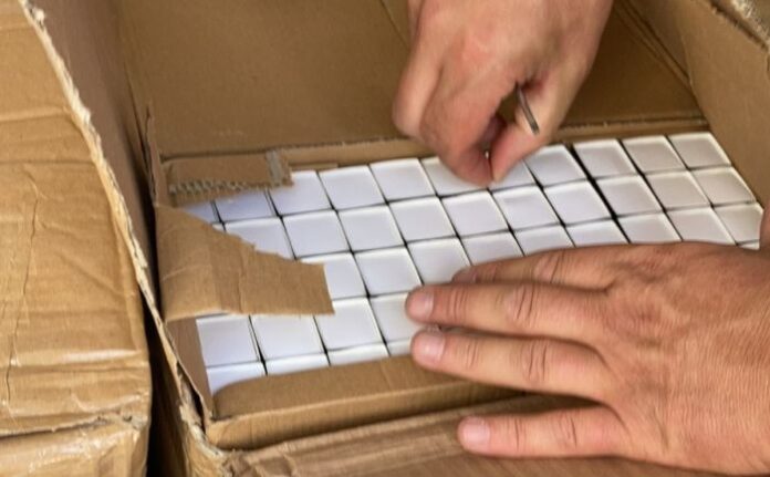 Близо 65 000 контрабандни парфюма задържаха митническите служители на МП Капитан Андреево