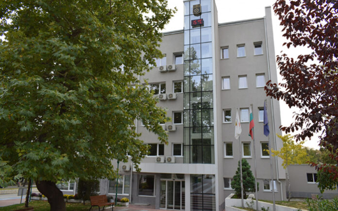 Подадена ръка! Община Сандански изпраща доброволци в помощ на пострадалите села в Карлово