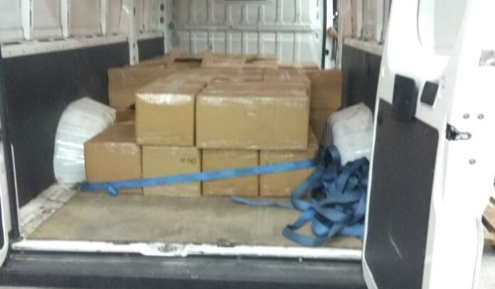 Митническите служители задържаха 21 690 парфюма в района на Дунав мост 2