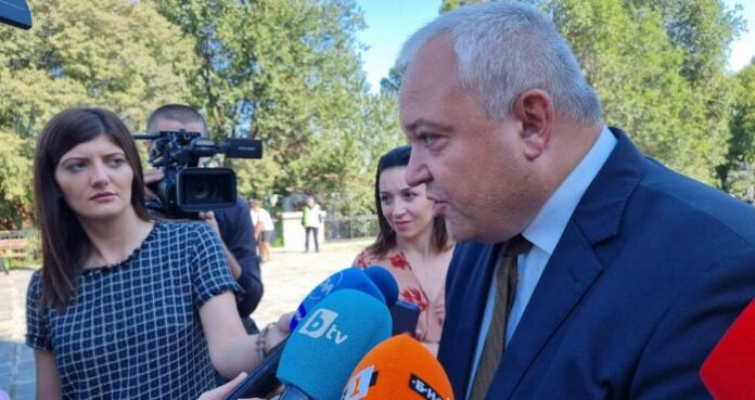 Демерджиев: Поне десетима гранични полицаи са участвали в схеми за трафик на мигранти