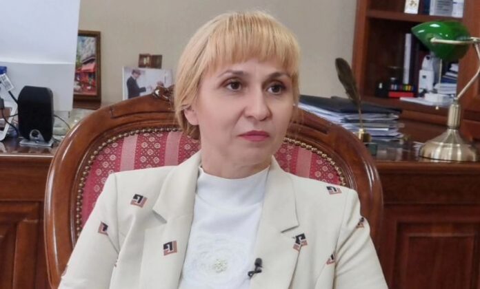 Омбудсманът пита КЗК има ли картел при продажбата на дърва, пелети и въглища за огрев