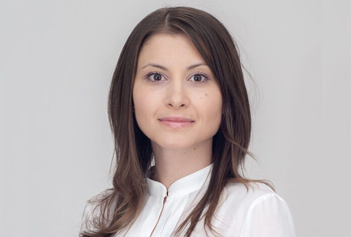 Зам.-министър Надя Христова подписа нови 144 договора за 14.5 млн. лв. за енергийна ефективност