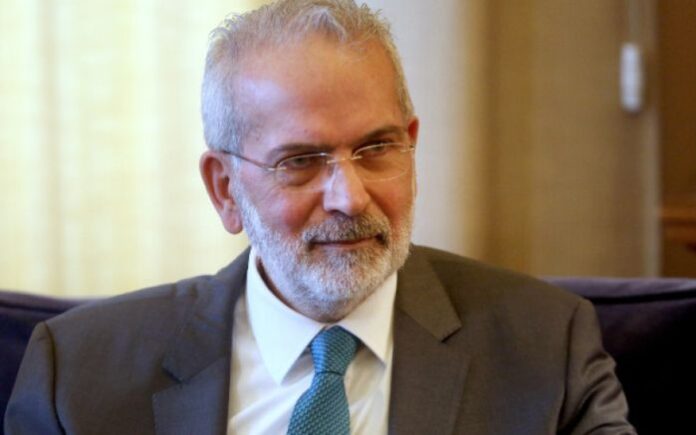 Служебният гръцки премиер полага клетва